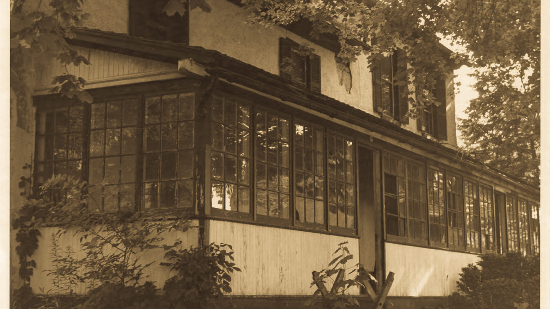 White Horse Tavern & Inn
